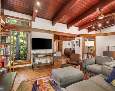 3320 Grass Hill Terrace - Photo Thumbnail 9