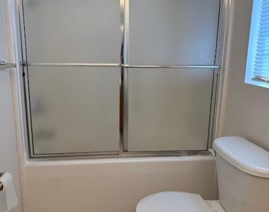 1005 Myrick Street - Photo Thumbnail 8