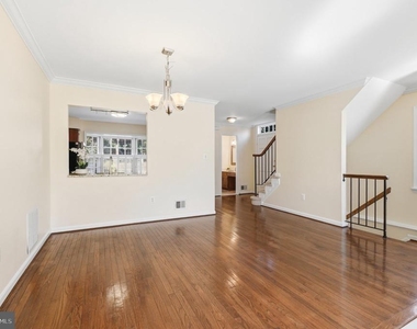 222 Gretna Green Court - Photo Thumbnail 8
