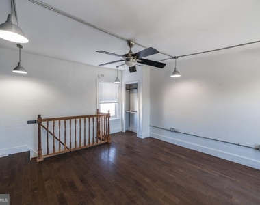 2635 E Somerset Street - Photo Thumbnail 14