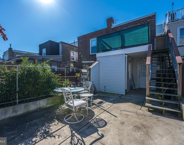 2635 E Somerset Street - Photo Thumbnail 14