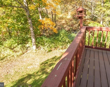 1262 Oxford Circle - Photo Thumbnail 13