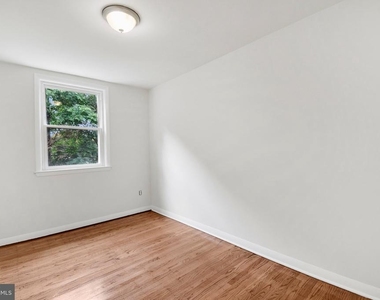 266 Bridge Street - Photo Thumbnail 5