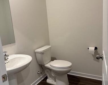 127 Painters Way - Photo Thumbnail 2