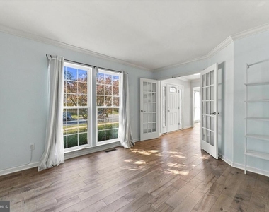 417 Winding Stream Road - Photo Thumbnail 4