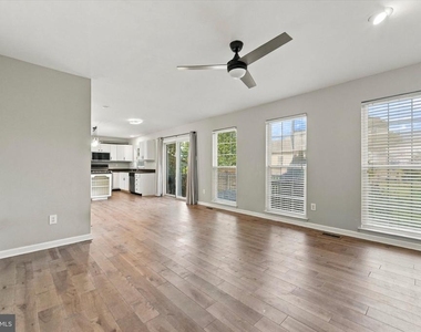 417 Winding Stream Road - Photo Thumbnail 7