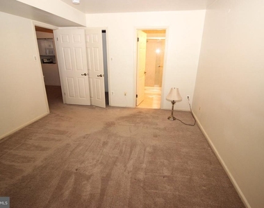 6012 Beacon Hill Drive - Photo Thumbnail 14