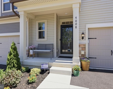 4008 Marquis Lane - Photo Thumbnail 2