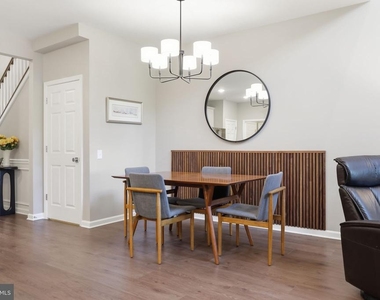 4008 Marquis Lane - Photo Thumbnail 9