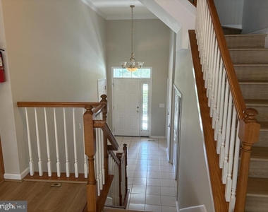 10 Windward Drive - Photo Thumbnail 3
