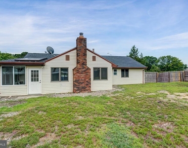 56 Georgetown Boulevard - Photo Thumbnail 2