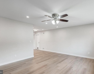 56 Georgetown Boulevard - Photo Thumbnail 7