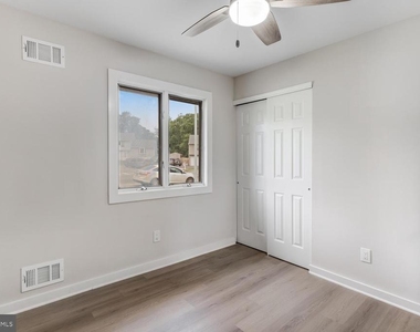 56 Georgetown Boulevard - Photo Thumbnail 26