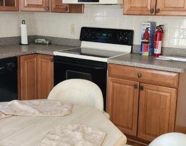 316 Lexington Drive - Photo Thumbnail 16