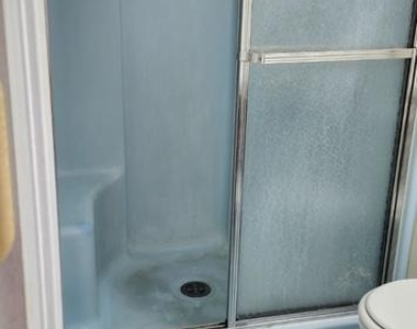 316 Lexington Drive - Photo Thumbnail 7
