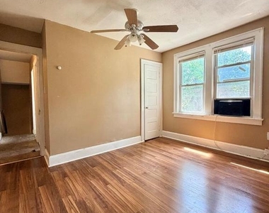 23 Carlton Avenue - Photo Thumbnail 8