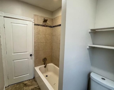 345 Garfield Avenue - Photo Thumbnail 2