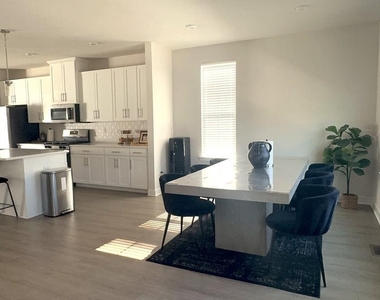 30 Dolcie Lane - Photo Thumbnail 2