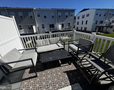 30 Dolcie Lane - Photo Thumbnail 13