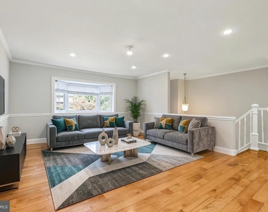 30 Trafalgar Court - Photo Thumbnail 7