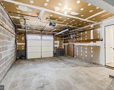 30 Trafalgar Court - Photo Thumbnail 41