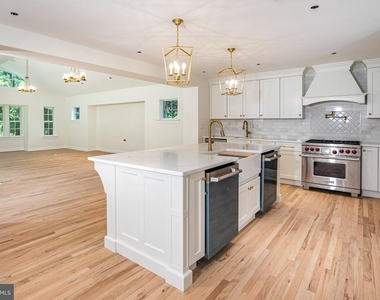 209 Winant Road - Photo Thumbnail 13