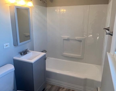 121 Budd Boulevard - Photo Thumbnail 5