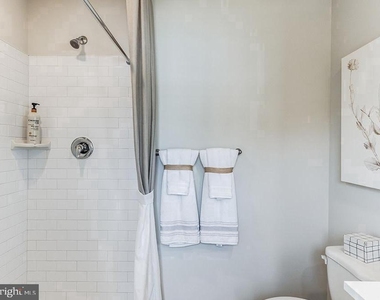 262 Macoun Way - Photo Thumbnail 9