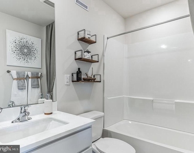 262 Macoun Way - Photo Thumbnail 8