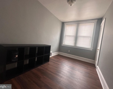 4612 Woodland Avenue - Photo Thumbnail 12