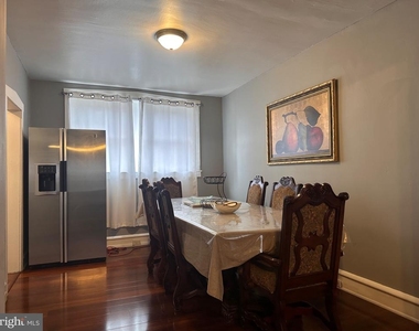 4612 Woodland Avenue - Photo Thumbnail 4