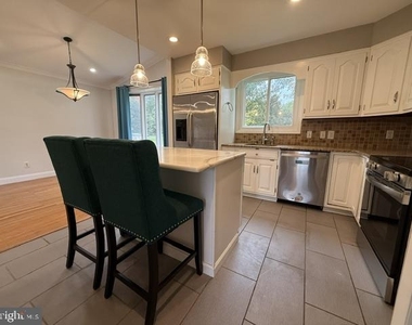 118 Ashbrook Road - Photo Thumbnail 4