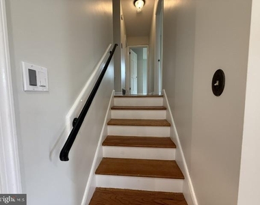118 Ashbrook Road - Photo Thumbnail 5