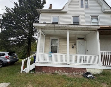 465 S 2nd Street - Photo Thumbnail 1