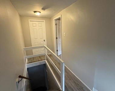 465 S 2nd Street - Photo Thumbnail 9