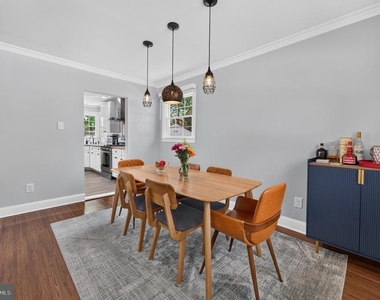 532 River Drive - Photo Thumbnail 5