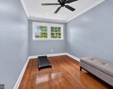 532 River Drive - Photo Thumbnail 15