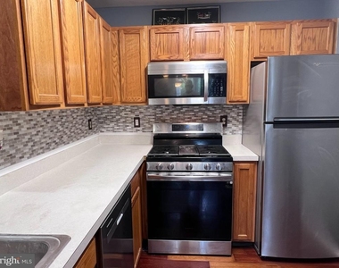 1507 Squirrel Road - Photo Thumbnail 4