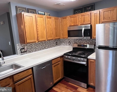 1507 Squirrel Road - Photo Thumbnail 5