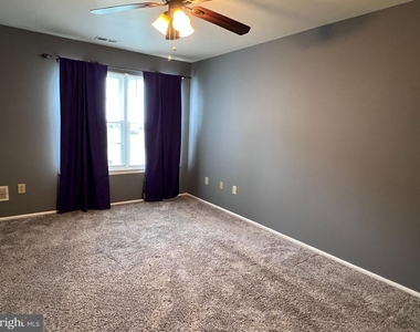 1507 Squirrel Road - Photo Thumbnail 12