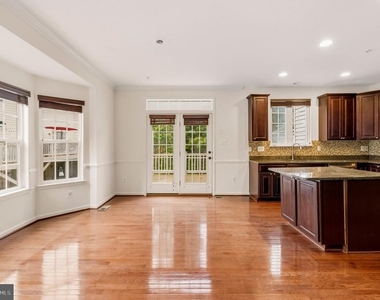 2107 Turleygreen Place - Photo Thumbnail 8
