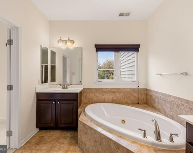 2107 Turleygreen Place - Photo Thumbnail 21