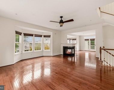 2107 Turleygreen Place - Photo Thumbnail 1