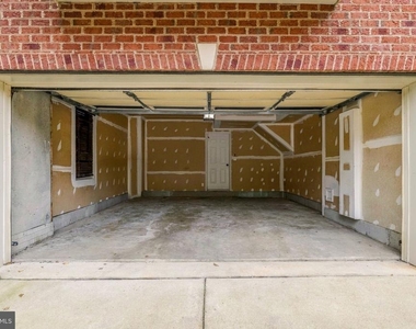 2107 Turleygreen Place - Photo Thumbnail 35