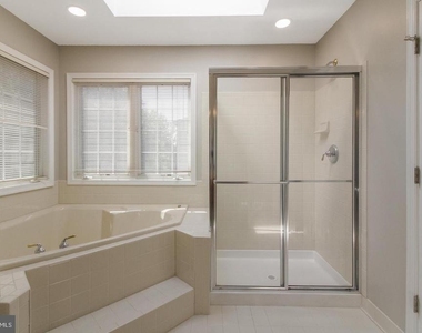 548 Winding Rose Drive - Photo Thumbnail 31