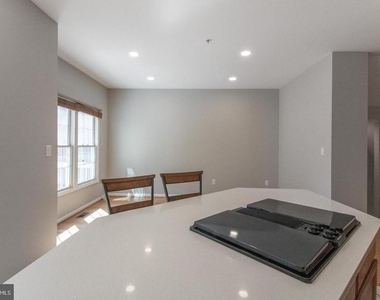 548 Winding Rose Drive - Photo Thumbnail 20