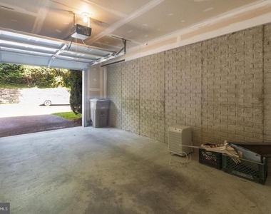 548 Winding Rose Drive - Photo Thumbnail 6