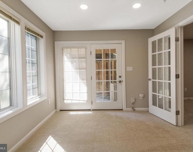 548 Winding Rose Drive - Photo Thumbnail 10