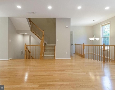 548 Winding Rose Drive - Photo Thumbnail 13