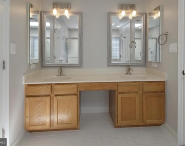 548 Winding Rose Drive - Photo Thumbnail 33
